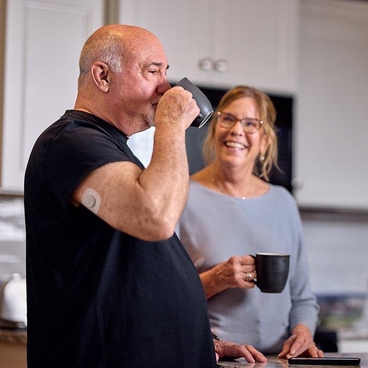 Dexcom G7 users drinking coffee